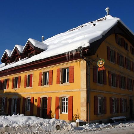 Hotel De L'Aigle Couvet Dış mekan fotoğraf
